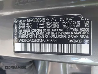 1991 Mercedes-Benz 420 Series 420SEL with VIN WDBCA35E0MA580834, listed as a IAAI auction lot 41949794 with 30,413 mi miles. Bid and sale history available at carsss.com. Image 9.
