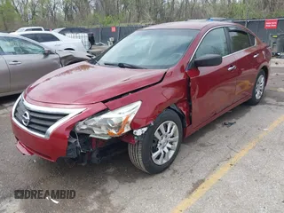2015 Nissan Altima 2.5 S with VIN 1N4AL3AP1FN904367, listed as a IAAI auction lot 41930507 with 180,453 mi miles. Bid and sale history available at carsss.com. Image 2.