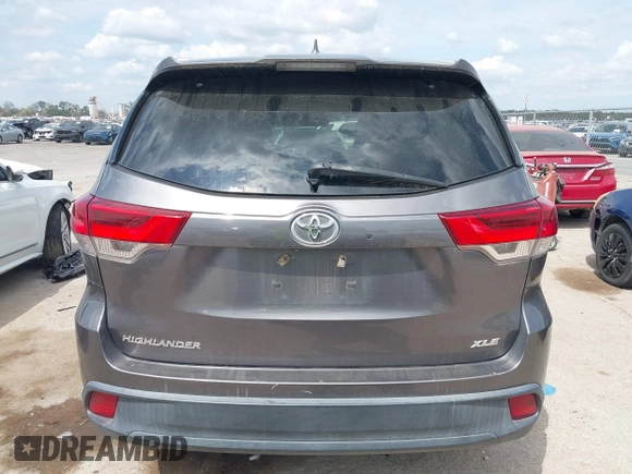 2018 Toyota Highlander SE with VIN 5TDKZRFH9JS544012, listed as a IAAI auction lot 41885296 with 144,500 mi miles and . Bid and sale history available at DreamBid. Image 16.