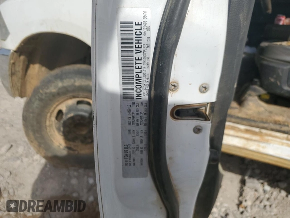2018 Ram 3500 Tradesman z VIN 3C7WRTCL1JG211117, wystawiony jako Copart lot #55949905 z przebiegiem 137 640 mil mil oraz Szkoda całkowita • Salvage title. Historia ofert i sprzedaży dostępna na DreamBid. Obrazek 12.