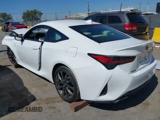 2019 Lexus RC 300 z VIN JTHHA5BC0K5009659, wystawiony jako IAAI lot #42533012 z przebiegiem Nie podano mil oraz . Historia ofert i sprzedaży dostępna na DreamBid. Obrazek 3.