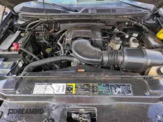 2002 Ford F-150 XLT with VIN 1FTRW08L62KD89268, listed as a Copart auction lot 45555235 with 187,322 mi miles and Salvage Title. Bid and sale history available at carsss.com. Image 11.