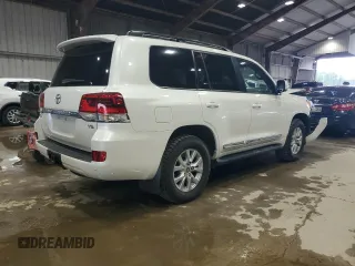 2018 Toyota Land Cruiser z VIN JTMCY7AJ5J4068164, wystawiony jako Copart lot #54444965 z przebiegiem 105 323 mil mil oraz Szkody całkowita. Historia ofert i sprzedaży dostępna na DreamBid. Obrazek 3.