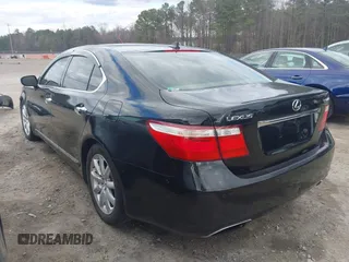 2009 Lexus LS 460 with VIN JTHBL46F395091038, listed as a IAAI auction lot 41723945 with 194,002 mi miles and . Bid and sale history available at DreamBid. Image 3.