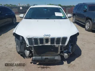 2020 Jeep Cherokee Latitude with VIN 1C4PJMCB2LD551981, listed as a IAAI auction lot 41978678 with 71,914 mi miles and . Bid and sale history available at DreamBid. Image 13.