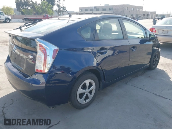 2015 Toyota Prius Four with VIN JTDKN3DU0F0473415, listed as a IAAI auction lot 42008750 with 87,760 mi miles. Bid and sale history available at carsss.com. Image 4.