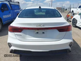 2023 Kia Forte LXS z VIN 3KPF24AD8PE624501, wystawiony jako IAAI lot #42376170 z przebiegiem 49 248 mil mil oraz . Historia ofert i sprzedaży dostępna na DreamBid. Obrazek 16.