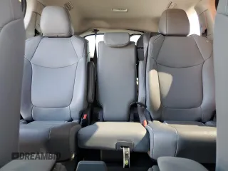 2021 Toyota Sienna XLE with VIN 5TDYRKEC1MS064669, listed as a Copart auction lot 57818955 with 120,181 mi miles and Salvage title. Bid and sale history available at DreamBid. Image 10.