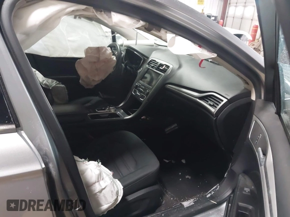 2020 Ford Fusion SE with VIN 3FA6P0HD3LR124660, listed as a IAAI auction lot 41598509 with 108,008 mi miles and . Bid and sale history available at DreamBid. Image 5.