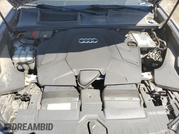 2019 Audi Q8 Premium Plus z VIN WA1EVAF13KD021055, wystawiony jako Copart lot #51812235 z przebiegiem 96 502 mil mil oraz Czysty tytuł • Clean title. Historia ofert i sprzedaży dostępna na DreamBid. Obrazek 12.