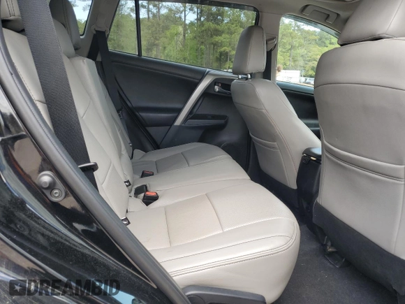 2018 Toyota RAV4 XLE with VIN 2T3RFREV7JW697470, listed as a Copart auction lot 52192305 with 109,420 mi miles and Salvage Title. Bid and sale history available at carsss.com. Image 11.
