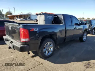2013 GMC Sierra 1500 SLT z VIN 1GTR2WE70DZ291501, wystawiony jako Copart lot #80704824 z przebiegiem 112 351 mil mil oraz Szkoda całkowita • Salvage title. Historia ofert i sprzedaży dostępna na DreamBid. Obrazek 3.