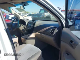 2012 Kia Sedona LX with VIN KNDMG4C71C6494271, listed as a IAAI auction lot 42194375 with 96,404 mi miles and . Bid and sale history available at DreamBid. Image 5.