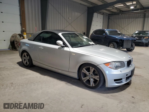 2008 BMW 1 Series 128i with VIN WBAUL73578VE89293, listed as a Copart auction lot 61902535 with 168,652 mi miles and Salvage title. Bid and sale history available at DreamBid. Image 4.