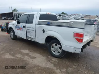 2014 Ford F-150 XL with VIN 1FTFX1CFXEFC62401, listed as a IAAI auction lot 41525607 with 138,459 mi miles. Bid and sale history available at carsss.com. Image 3.