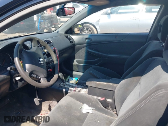 2005 Honda Civic LX with VIN 1HGEM22535L010317, listed as a IAAI auction lot 39718467 with 193,090 mi miles and . Bid and sale history available at DreamBid. Image 5.