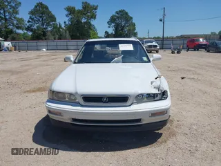 1993 Acura Legend L with VIN JH4KA7668PC025178, listed as a IAAI auction lot 41990390 with 187,755 mi miles and . Bid and sale history available at DreamBid. Image 13.