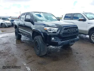 2017 Toyota Tacoma SR5 with VIN 3TMCZ5AN6HM095893, listed as a IAAI auction lot 41778488 with NaN miles. Bid and sale history available at carsss.com. Image 1.
