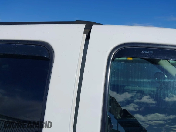 2007 Chevrolet Suburban LT with VIN 1GNFK16357J184567, listed as a IAAI auction lot 41811824 with 233,405 mi miles and . Bid and sale history available at DreamBid. Image 17.