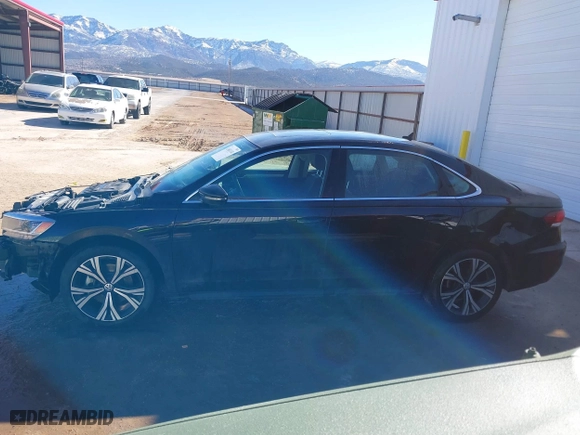 2021 Volkswagen Passat 2.0T SE with VIN 1VWSA7A39MC001172, listed as a IAAI auction lot 41681141 with 95,306 mi miles. Bid and sale history available at carsss.com. Image 15.