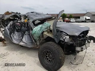 2018 Toyota Tacoma SR z VIN 5TFCZ5AN8JX143068, wystawiony jako Copart lot #58862394 z przebiegiem Nie podano mil oraz Nie do naprawy • Non repairable. Historia ofert i sprzedaży dostępna na DreamBid. Obrazek 10.