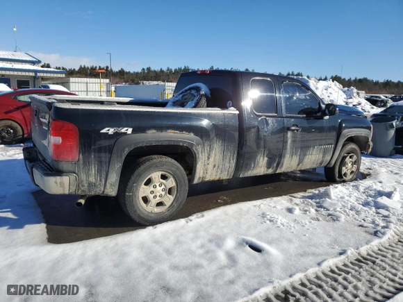 2007 Chevrolet Silverado 1500 LTZ with VIN 2GCEK19J071622985, listed as a Copart auction lot 45944005 with 150,379 mi miles and Salvage Title. Bid and sale history available at carsss.com. Image 3.