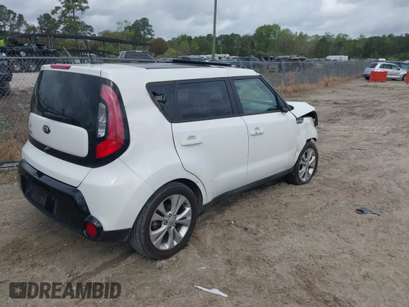 2016 Kia Soul + with VIN KNDJP3A59G7370859, listed as a IAAI auction lot 41941040 with 1 mi miles. Bid and sale history available at carsss.com. Image 4.