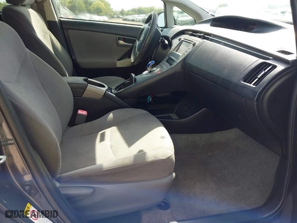 2012 Toyota Prius One with VIN JTDKN3DU4C1591831, listed as a IAAI auction lot 41918102 with 167,443 mi miles. Bid and sale history available at carsss.com. Image 5.