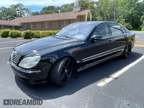 2001 Mercedes-Benz S 55 AMG z VIN WDBNG73J31A199344, wystawiony jako Copart lot #62281285 z przebiegiem 73 112 mil mil oraz Czysty tytuł • Clean title. Historia ofert i sprzedaży dostępna na DreamBid. Obrazek 2.