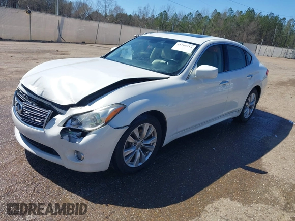 2011 Infiniti M with VIN JN1BY1AP8BM325061, listed as a IAAI auction lot 41765214 with 289,990 mi miles and . Bid and sale history available at DreamBid. Image 2.