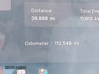 2019 Tesla Model 3 Long Range z VIN 5YJ3E1EB9KF230493, wystawiony jako IAAI lot #42084204 z przebiegiem 112 548 mil mil oraz . Historia ofert i sprzedaży dostępna na DreamBid. Obrazek 15.