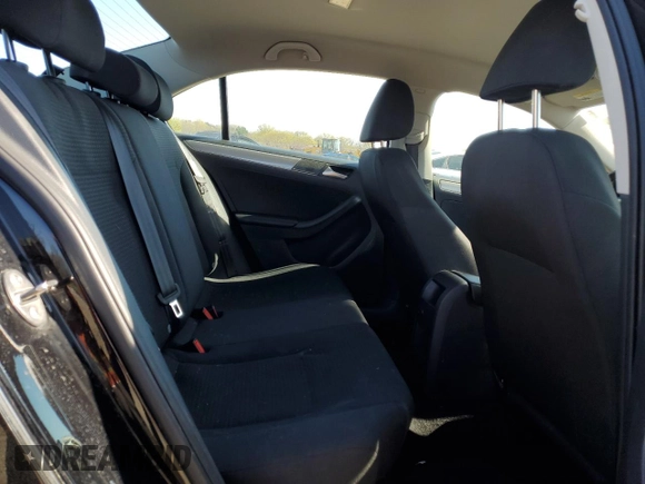 2015 Volkswagen Jetta SE с VIN 3VWD17AJ5FM404204, выставлен на аукционе Copart как лот 52289155 с пробегом 79 427 миль миль и Списание • Salvage title. История ставок и продаж доступна на DreamBid. Изображение 10.