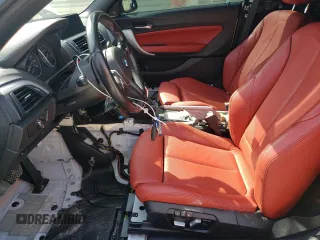 2017 BMW M2 z VIN WBA2L1C3XHV666404, wystawiony jako Copart lot #48012095 z przebiegiem 29 080 mil mil oraz Szkoda całkowita • Salvage title. Historia ofert i sprzedaży dostępna na DreamBid. Obrazek 7.