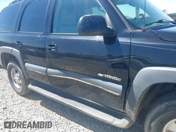 2002 Chevrolet Tahoe LT z VIN 1GNEC13Z42R245581, wystawiony jako IAAI lot #41810788 z przebiegiem 228 166 mil mil oraz . Historia ofert i sprzedaży dostępna na DreamBid. Obrazek 6.