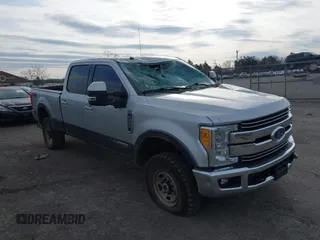 2017 Ford Super Duty F-250 SRW Lariat with VIN 1FT7W2BT2HEB50805, listed as a IAAI auction lot 41721732 with 192,857 mi miles. Bid and sale history available at carsss.com. Image 1.