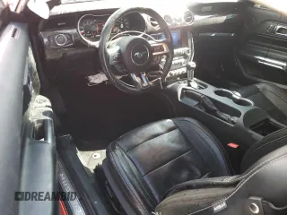 2021 Ford Mustang GT z VIN 1FA6P8CF8M5107039, wystawiony jako Copart lot #56336905 z przebiegiem 84 752 mil mil oraz Szkoda całkowita • Salvage title. Historia ofert i sprzedaży dostępna na DreamBid. Obrazek 8.