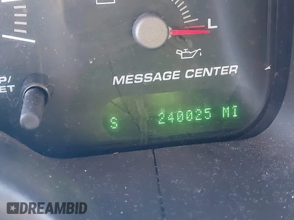 2003 Ford Expedition Eddie Bauer z VIN 1FMFU18L43LC23174, wystawiony jako IAAI lot #42021679 z przebiegiem 240 025 mil mil oraz . Historia ofert i sprzedaży dostępna na DreamBid. Obrazek 15.