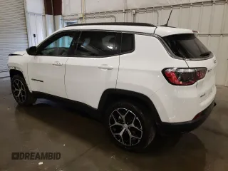2024 Jeep Compass Latitude z VIN 3C4NJDBN9RT605735, wystawiony jako Copart lot #65954655 z przebiegiem 41 025 mil mil oraz Czysty tytuł • Clean title. Historia ofert i sprzedaży dostępna na DreamBid. Obrazek 2.