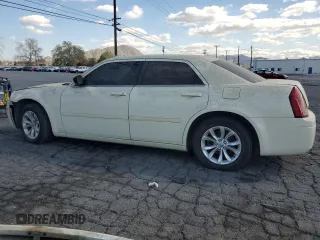 2006 Chrysler 300 with VIN 2C3KA43R06H281457, listed as a Copart auction lot 45376925 with 194,917 mi miles and Clean Title. Bid and sale history available at carsss.com. Image 2.