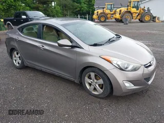 2012 Hyundai Elantra Limited z VIN 5NPDH4AE4CH101447, wystawiony jako IAAI lot #42293492 z przebiegiem 211 189 mil mil oraz . Historia ofert i sprzedaży dostępna na DreamBid. Obrazek 1.