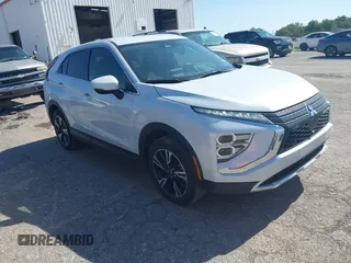 2025 Mitsubishi Eclipse Cross SE with VIN JA4ATWAA2SZ009202, listed as a IAAI auction lot 42494627 with 6,972 mi miles and . Bid and sale history available at DreamBid. Image 1.