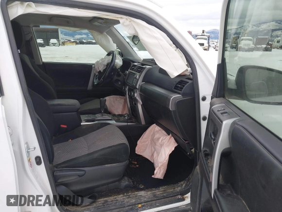 2015 Toyota 4Runner Limited with VIN JTEBU5JR4F5218442, listed as a IAAI auction lot 41250608 with Not provided miles and . Bid and sale history available at DreamBid. Image 5.