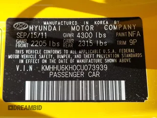 2012 Hyundai Genesis Coupe Grand Touring z VIN KMHHU6KH0CU073939, wystawiony jako IAAI lot #42357097 z przebiegiem 109 408 mil mil oraz . Historia ofert i sprzedaży dostępna na DreamBid. Obrazek 9.