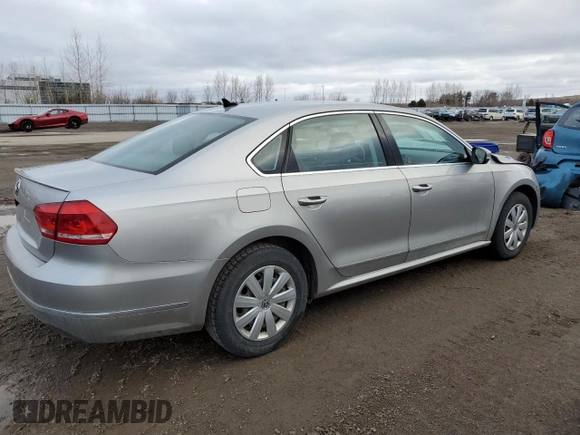2013 Volkswagen Passat SEL Premium with VIN 1VWCH7A36DC118918, listed as a Copart auction lot 48909425 with 239,213 mi miles and Salvage Title. Bid and sale history available at carsss.com. Image 3.