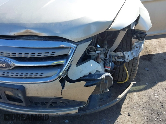 2010 Ford Taurus Limited с VIN 1FAHP2FW7AG105512, выставлен на аукционе IAAI как лот 41773479 с пробегом 143 549 миль миль и . История ставок и продаж доступна на DreamBid. Изображение 6.