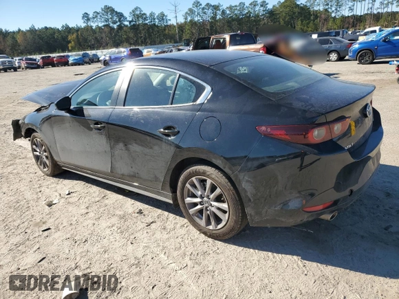 2022 Mazda 3 S with VIN 3MZBPAAL8NM300034, listed as a Copart auction lot 83892344 with 42,226 mi miles and Salvage title. Bid and sale history available at DreamBid. Image 2.
