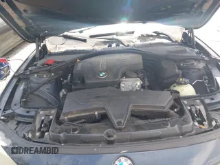 2015 BMW 3 Series 328i xDrive с VIN WBA3B5C54FF961859, выставлен на аукционе IAAI как лот 42647467 с пробегом Не указан миль и . История ставок и продаж доступна на DreamBid. Изображение 10.