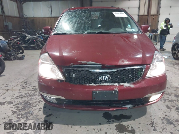 2014 Kia Sedona EX with VIN KNDMH4C74E6547870, listed as a IAAI auction lot 41403040 with 156,005 mi miles. Bid and sale history available at carsss.com. Image 6.