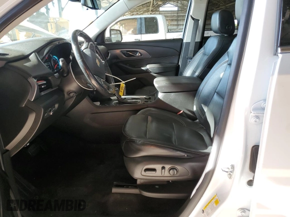 2019 Chevrolet Traverse Premier z VIN 1GNERKKW6KJ175642, wystawiony jako Copart lot #57621745 z przebiegiem 109 562 mil mil oraz Szkoda całkowita • Salvage title. Historia ofert i sprzedaży dostępna na DreamBid. Obrazek 7.