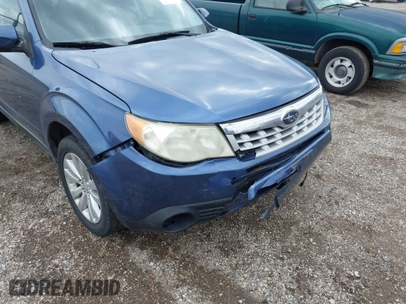 2011 Subaru Forester X Premium z VIN JF2SHACC3BH720685, wystawiony jako IAAI lot #42316944 z przebiegiem 209 901 mil mil oraz . Historia ofert i sprzedaży dostępna na DreamBid. Obrazek 6.